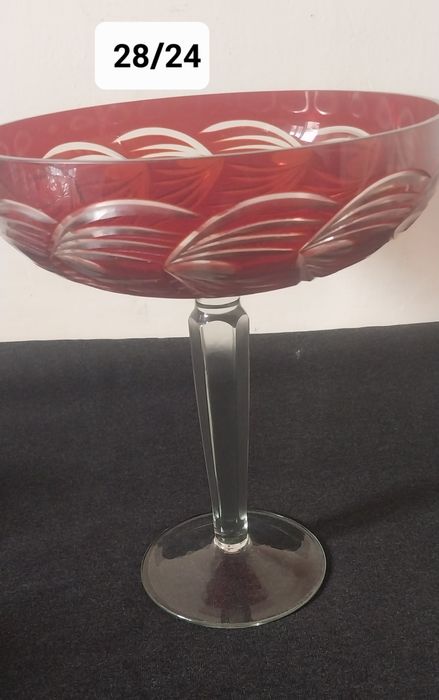 Ваза хрустальная