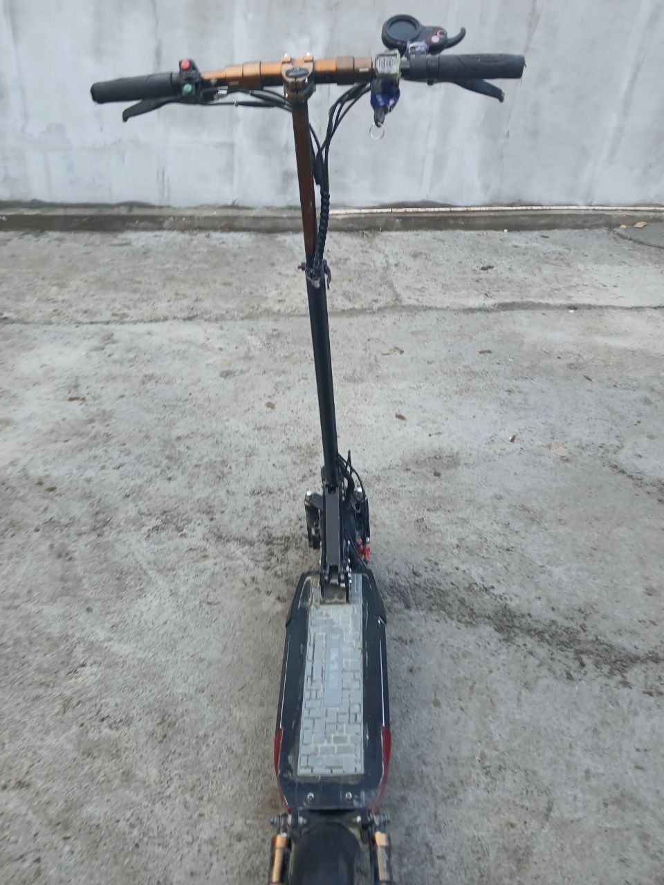 Sifatli chidamli arzon zamonaviy elektro camakat.