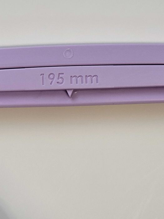 Rama de broderie din plastic