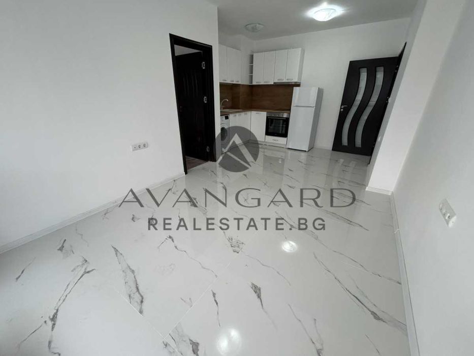 Продава се Тристаен апартамент в Пловдив, Кючук Париж - 74 кв.м за 2000 €/кв.м - Снимка #1