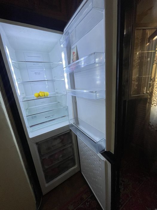 Продается холодильник