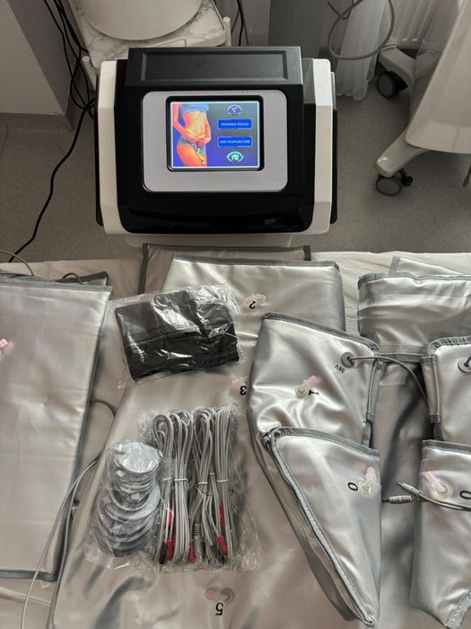 Vând aparat de presoterapie cu infrared și EMS NOU! Nefolosit