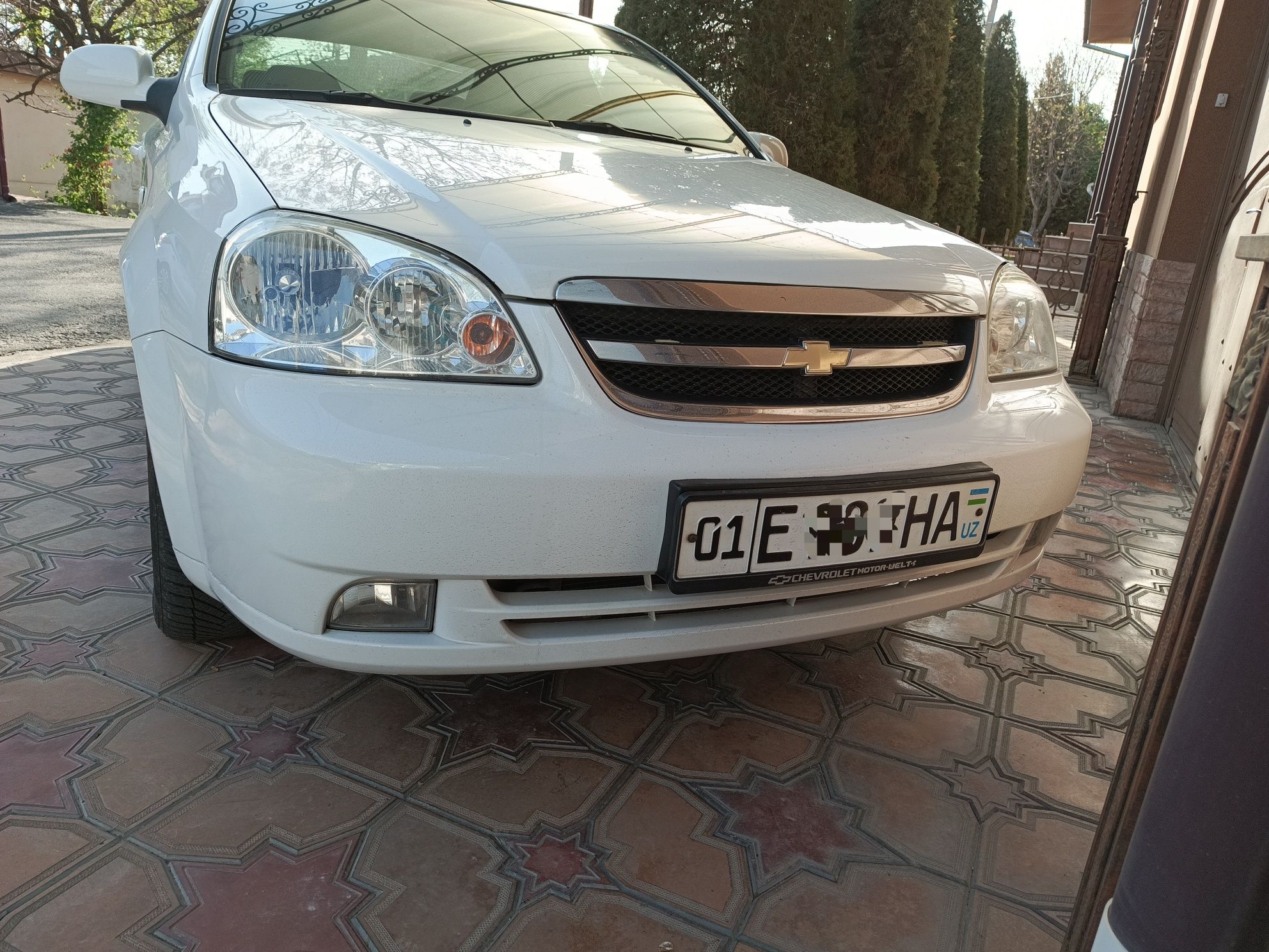 Lacetti 1,8 механика--2010 года пробег 175.000