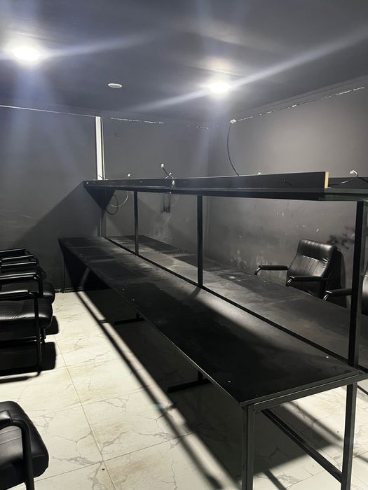 Столы и стулья для Гейм клуба для 20 Компьютеров