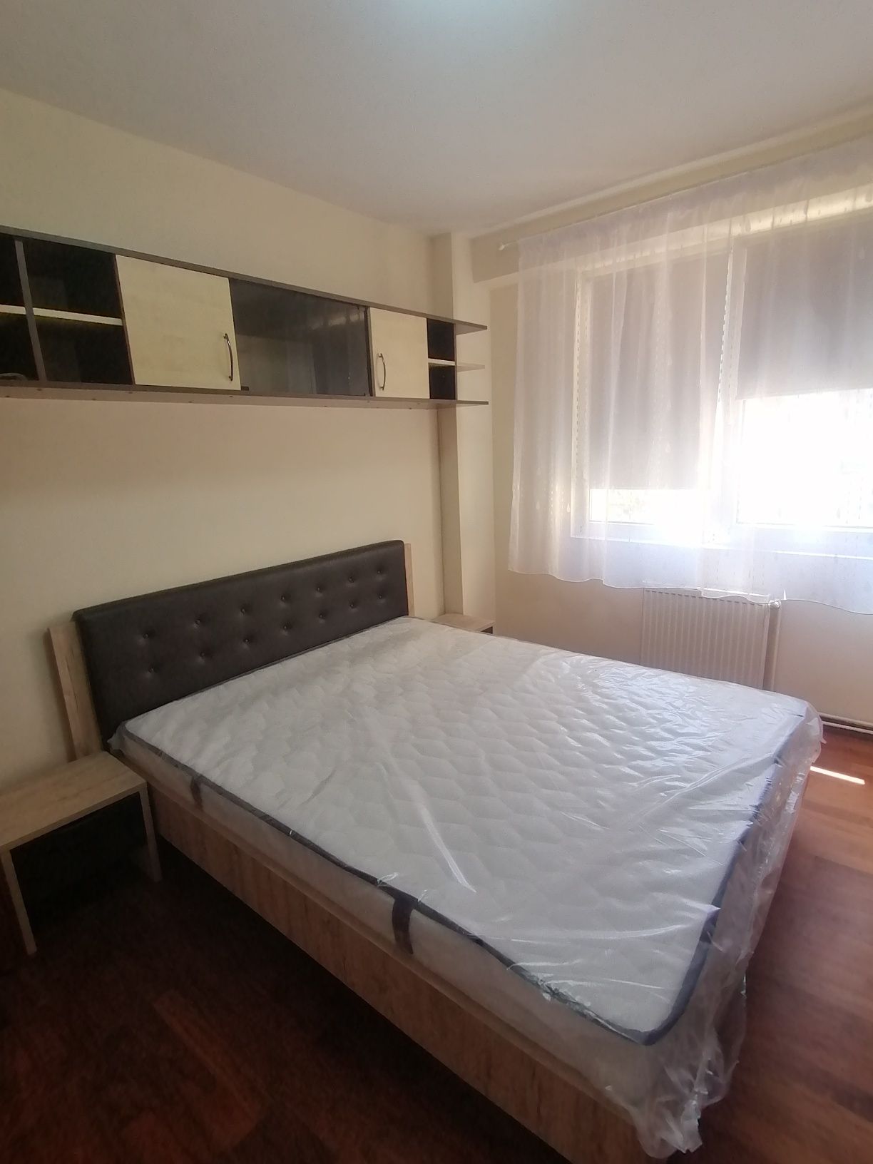 Particular închiriez apartament 2 camere mobilat zona B-dul Griviței