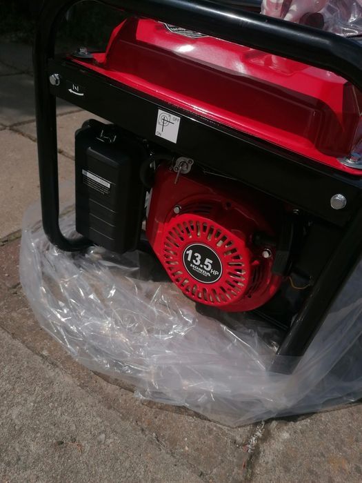 Генератор за ток чисто нов