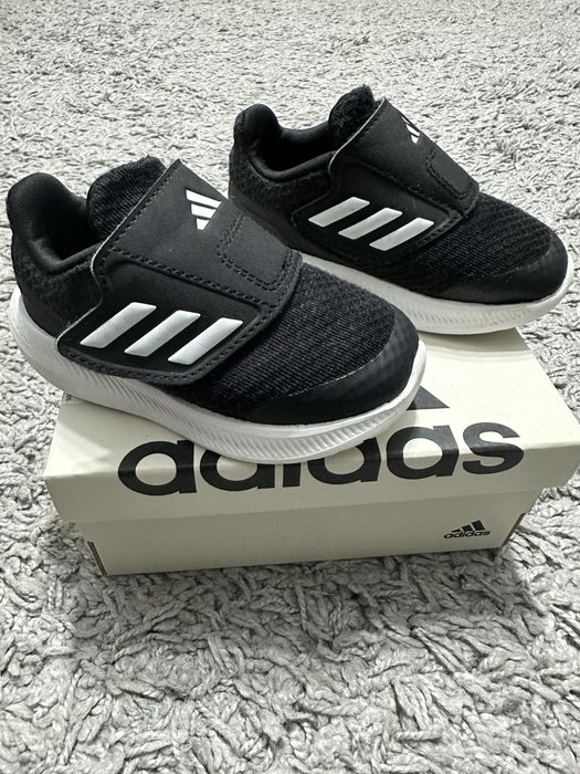 Adidas Sportswear marime 22