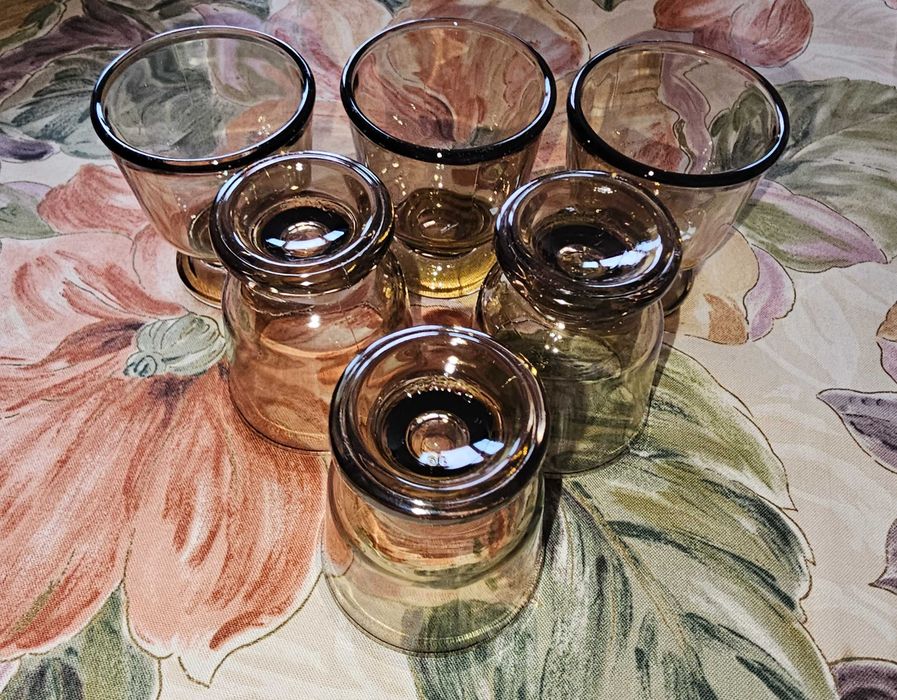 6 красиви ретро стъклени чаши за яйца марка Франция