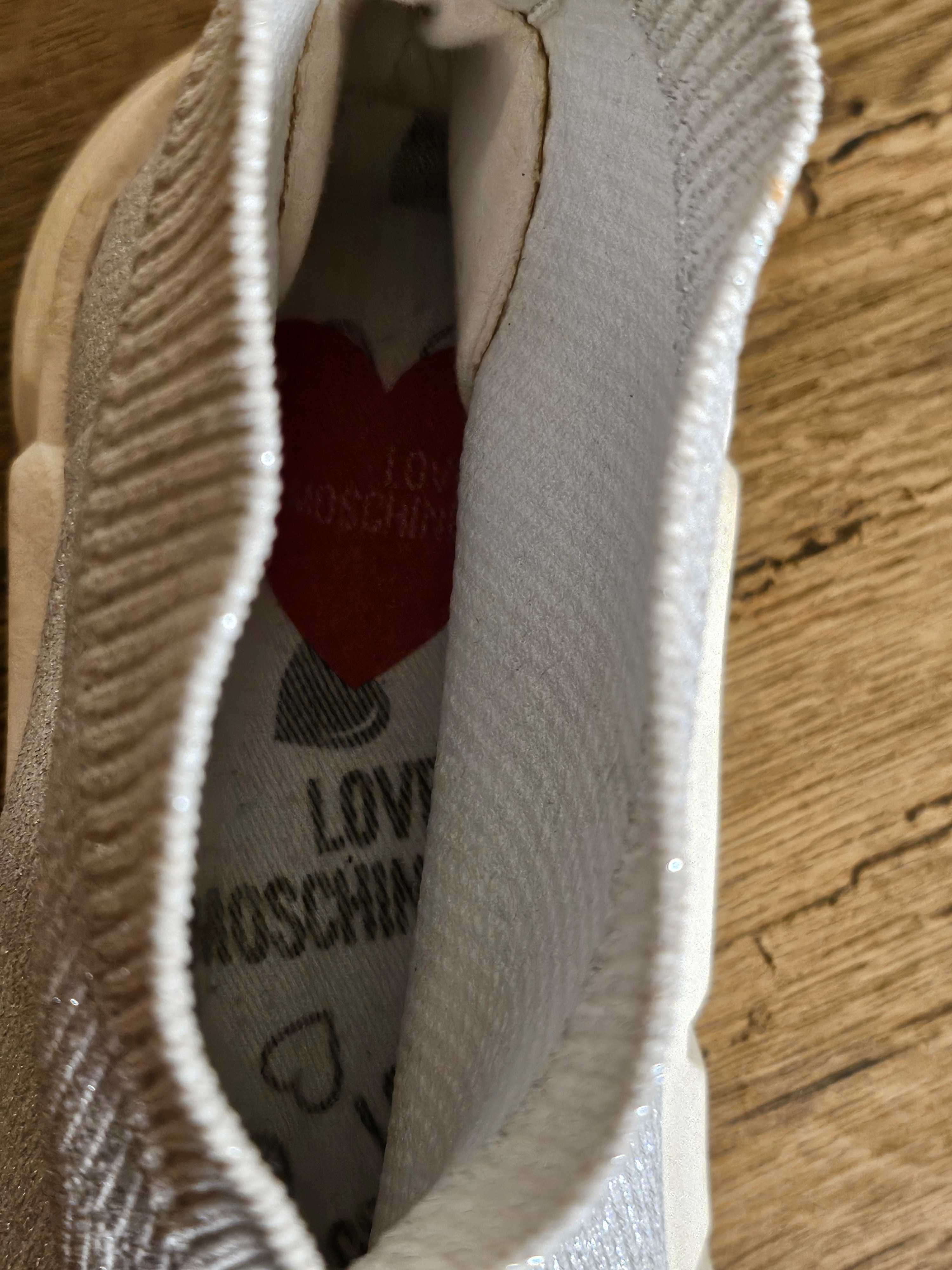 Love Moschino оригинални дамски маратонки