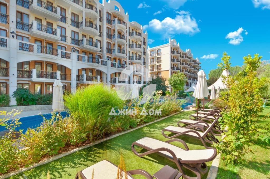 Продава се Двустаен апартамент в к.к. Слънчев бряг - 48 кв.м за 1605 €/кв.м - Снимка #6