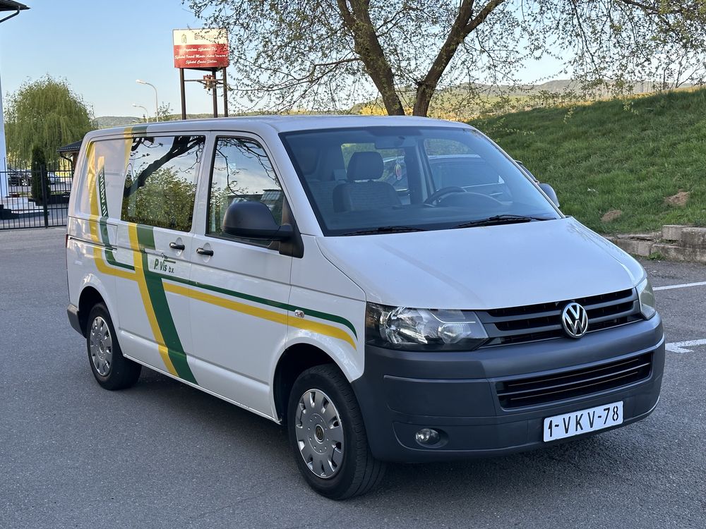 VW Transportert T5 2.0 Tdi Euro 5 cu 6 Locuri si Marfa