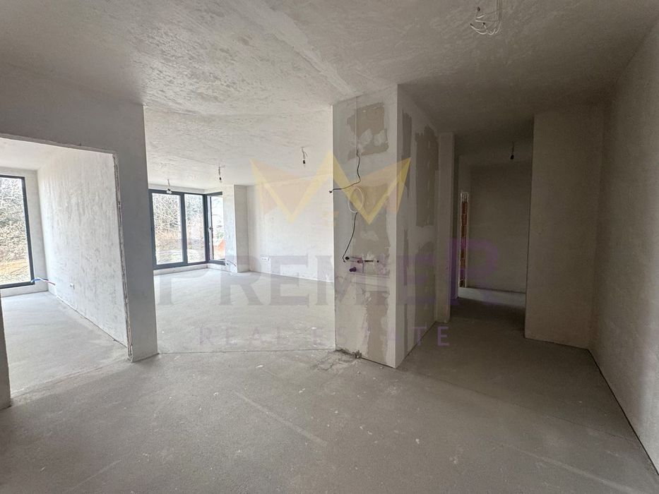 Продава се Тристаен апартамент в София, Бояна - 120 кв.м за 2792 €/кв.м - Снимка #1