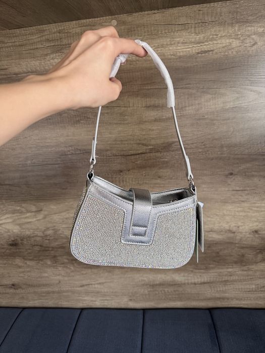 Сумочка новая Hilubella