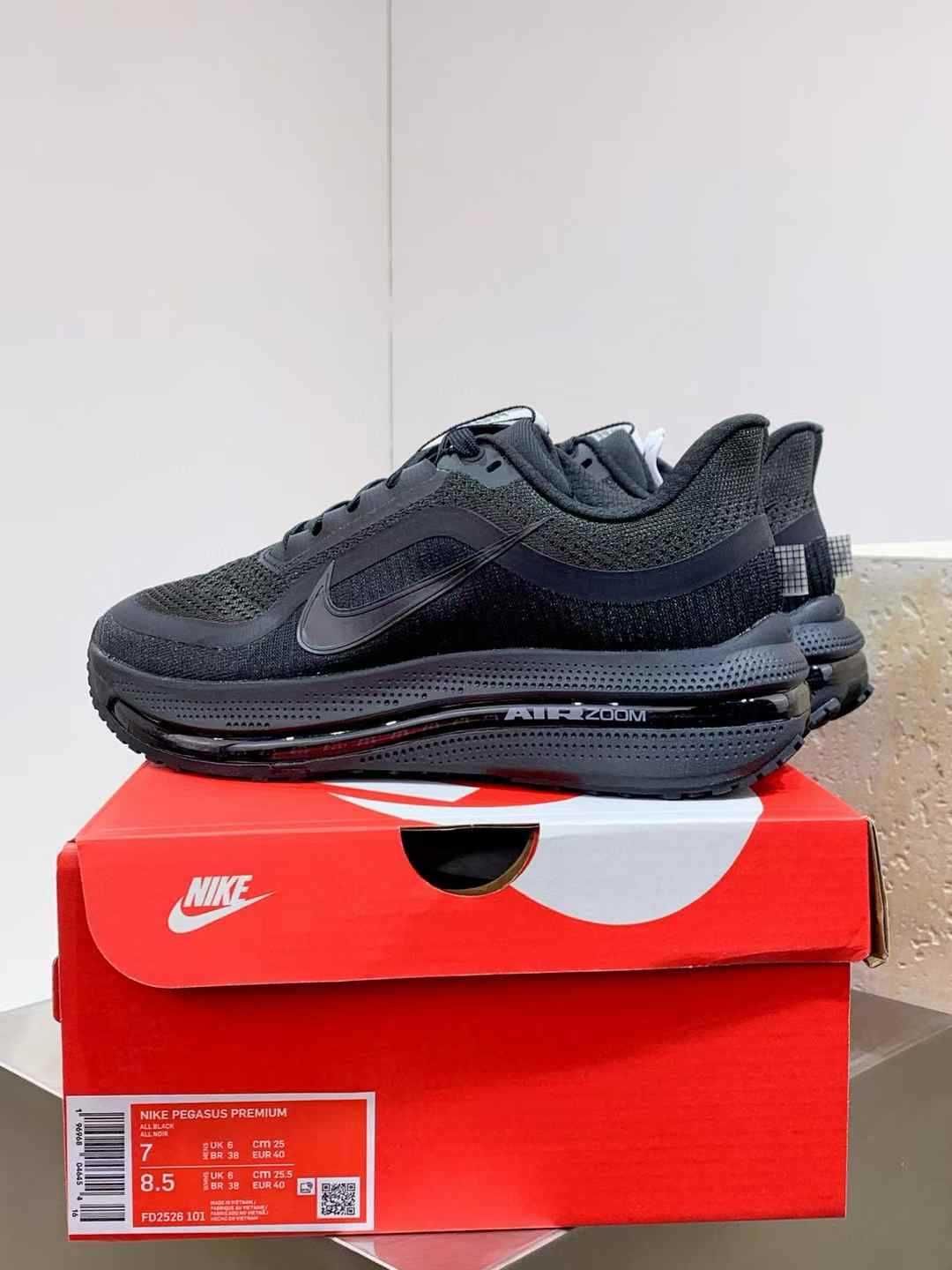 Нови мъжки маратонки Nike Pegasus Premium black налични