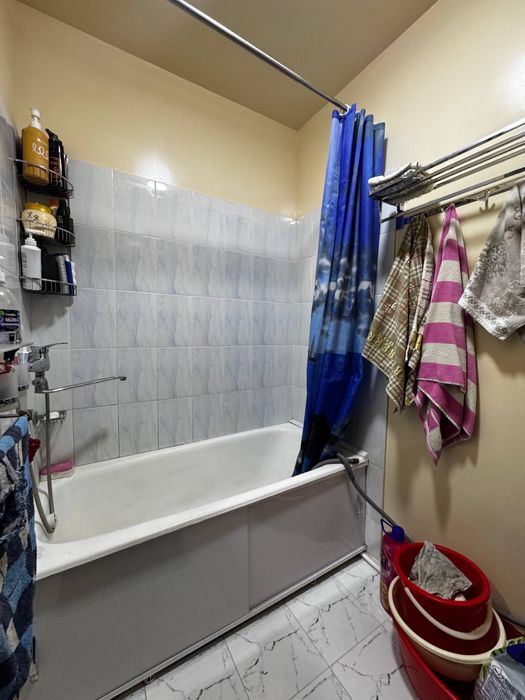 Срочно Продаётся квартира в Янги Хаётском районе.