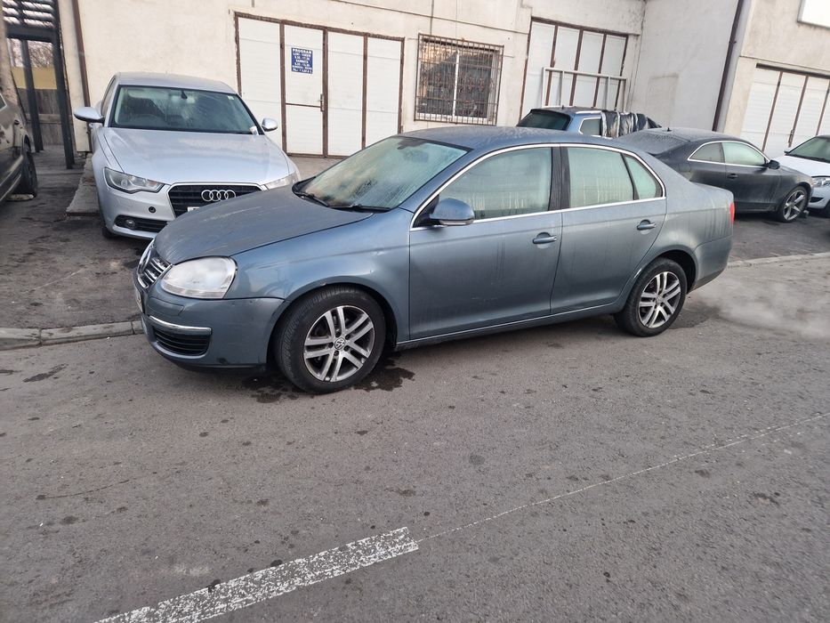 Dezmembrez jetta 1.9 bls bkc bxe