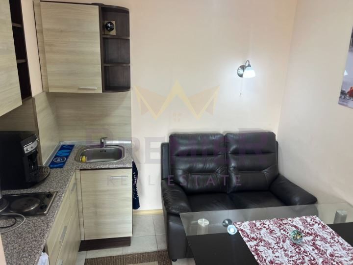 Продава се Едностаен апартамент в к.к. Слънчев бряг - 48 кв.м за 1167 €/кв.м - Снимка #2