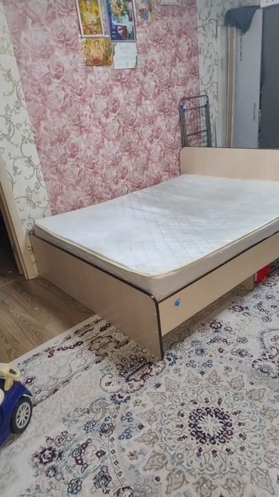 Продам кровать шир 1,60