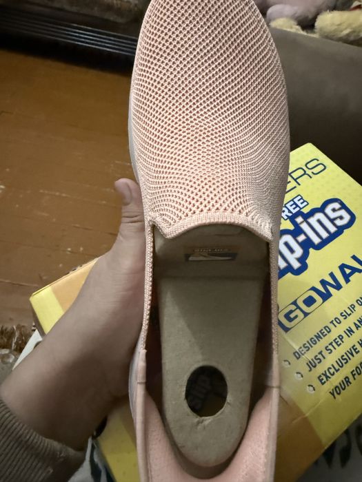 Skechers женская обувь.