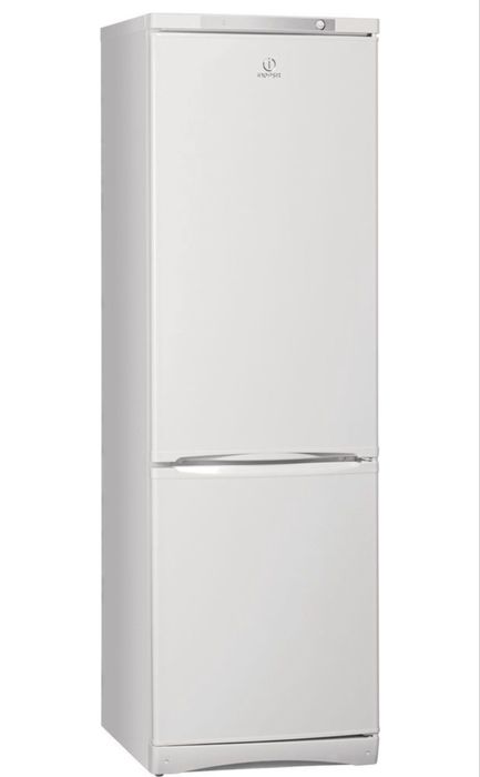 Холодильник indesit