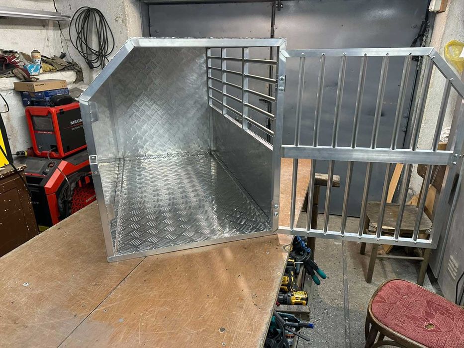 Здрава клетка за куче