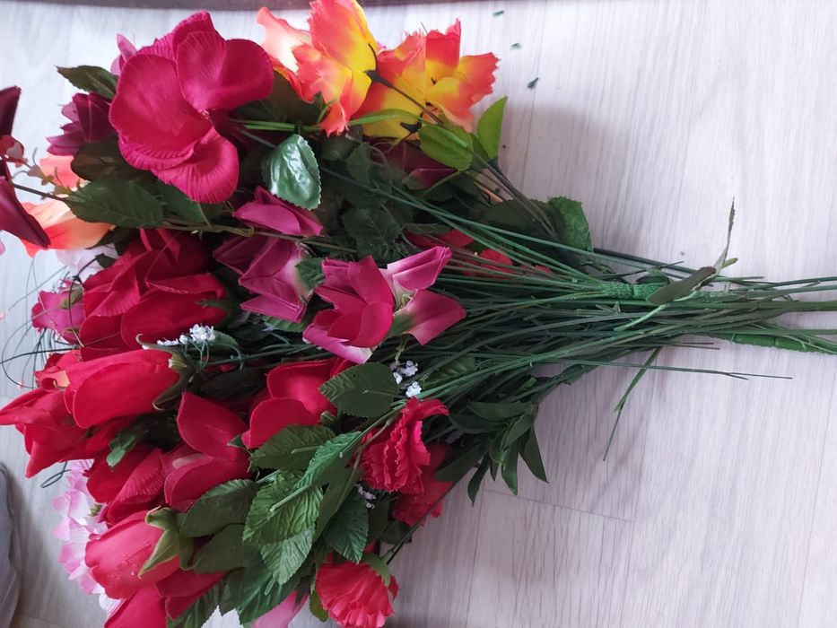 Продаются искусственные цветы российского производства