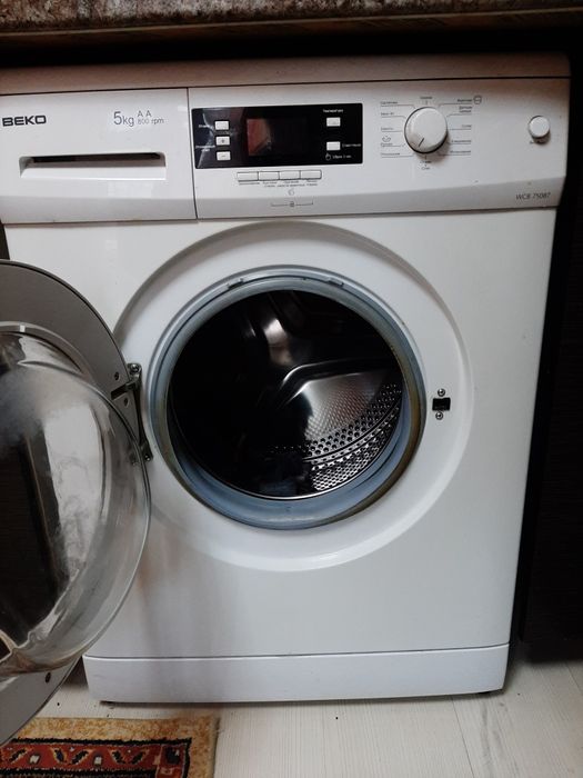 Продам  стиральную машинку