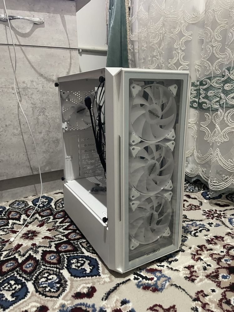 Кейс Компютера.