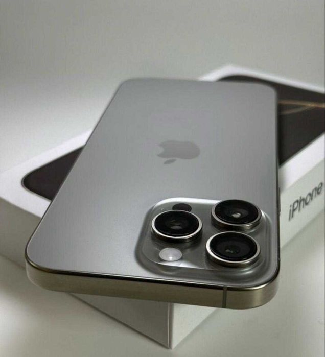 Продам Айфон 16 Про Мах, 512 Гб