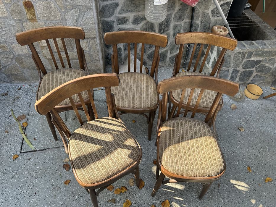 Столове различни видове