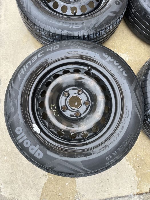 Set anvelope vara apollo 195/65 R15 + jante otel