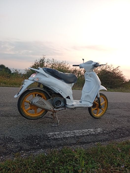 Scuter Piaggio liberti 125