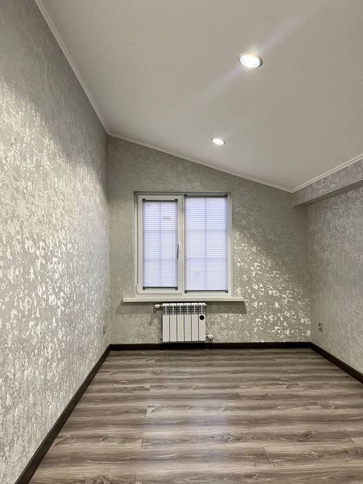 Котедж новый 4ком.2эт.с ремонтом.Двор,заезд для машины.Шумиловский гор