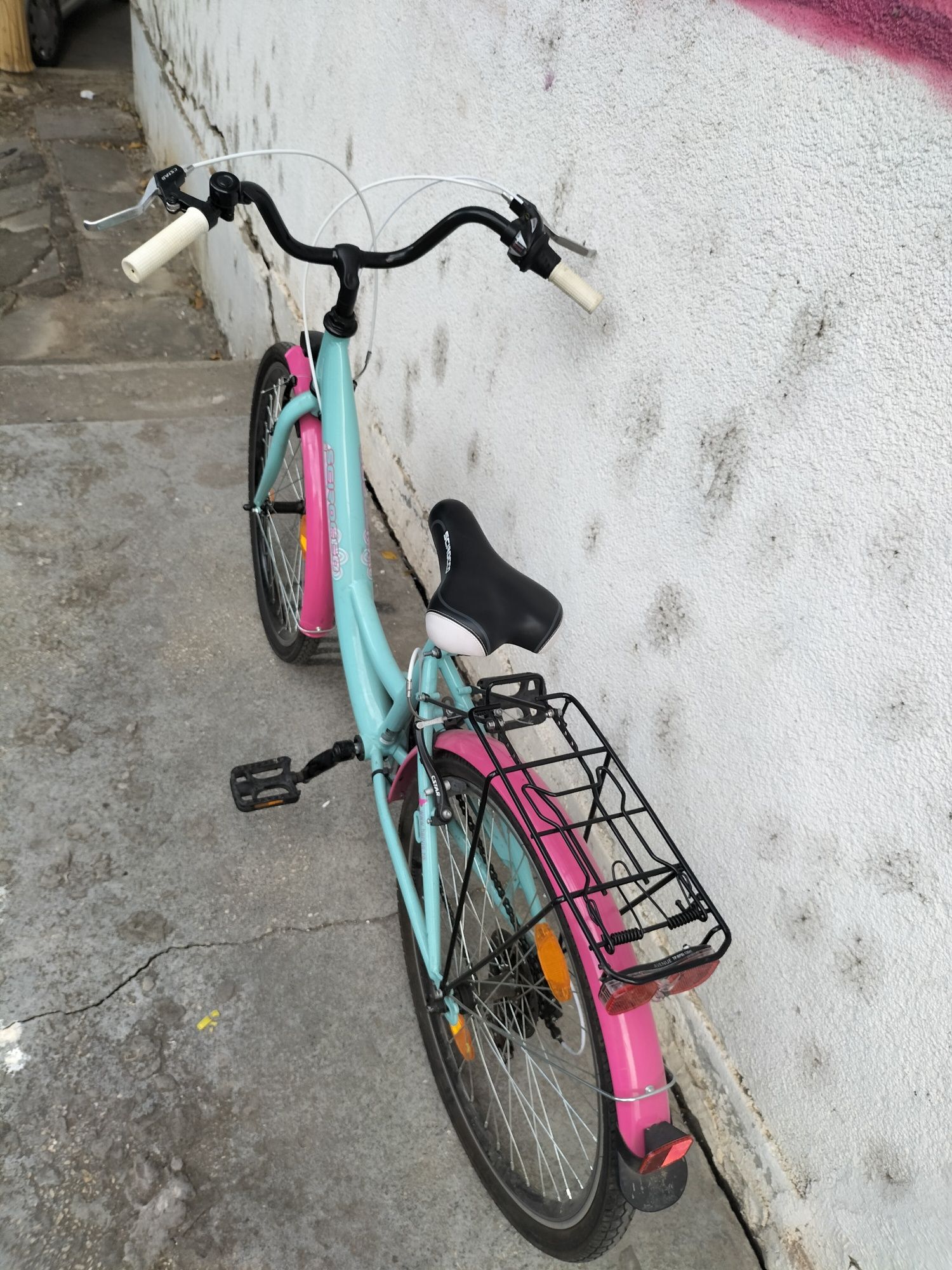 Bicicleta pentru fete 10-14 ani