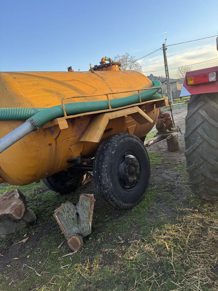 Vand la pachet tractor si vitanja