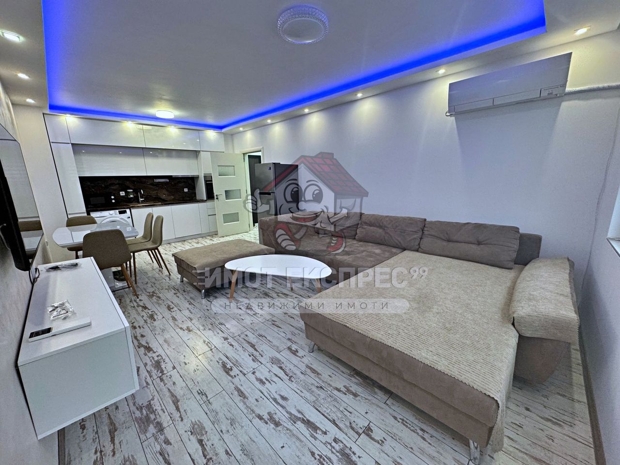 Дава се под наем Двустаен апартамент в Асеновград - 60 кв.м за 331.5 € - Снимка #2