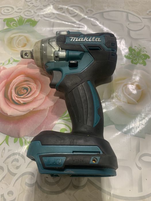Makita DTW/ безчетков гайковерт