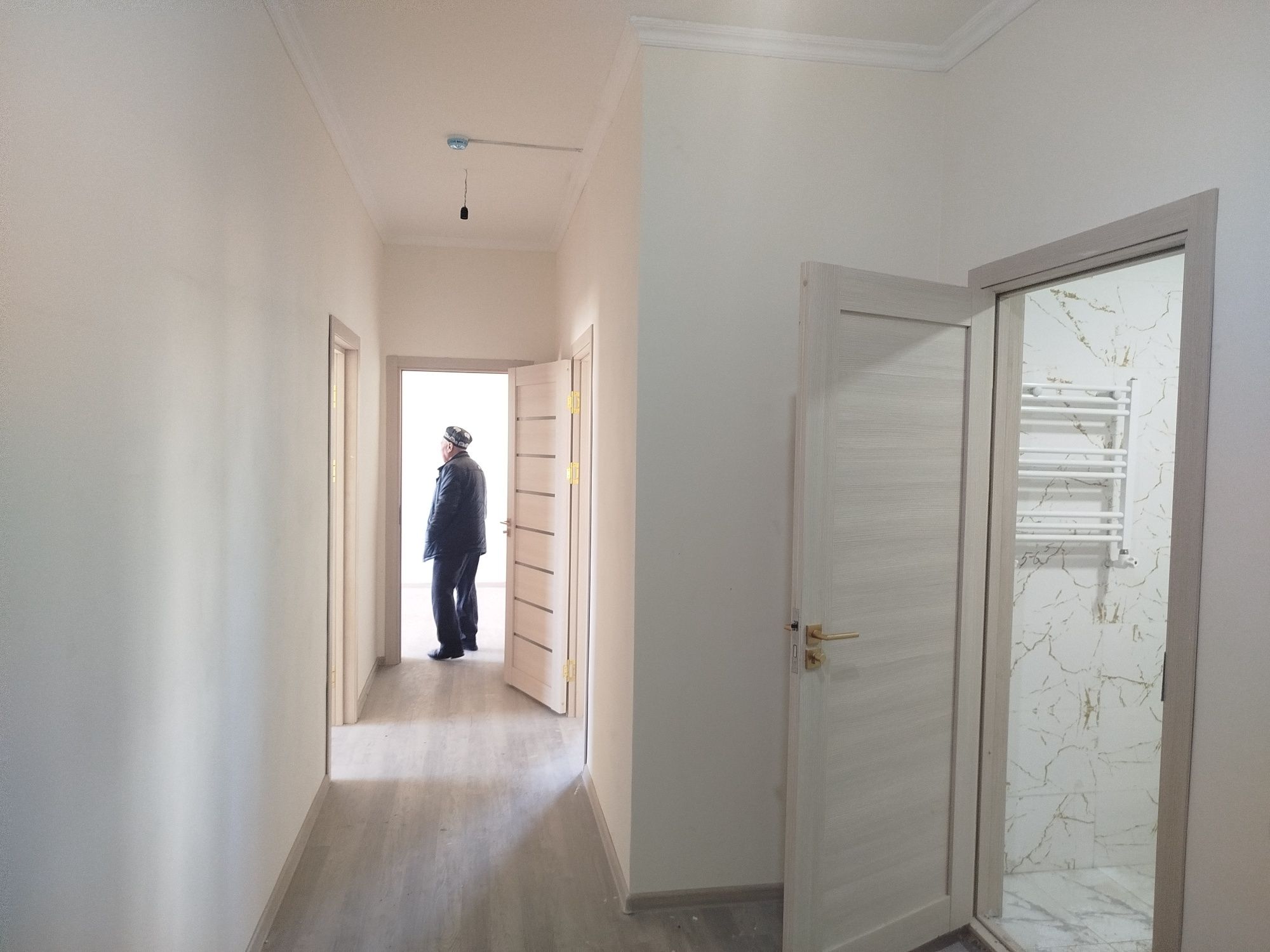 Sayxan city da 2- etak 2 xonalik yangi dom Ijaraga beriladi oilaga