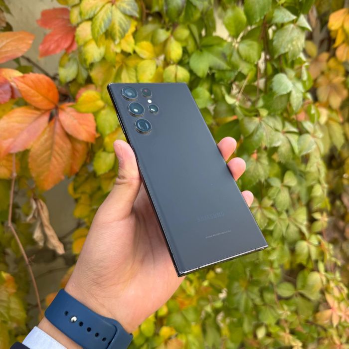 Samsung S22 ultra sotiladi dastavka bor