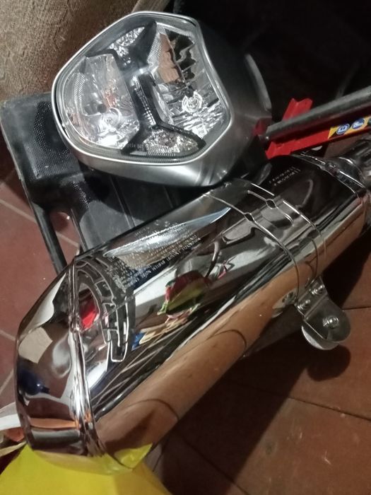 Vand   toba de esapamet  pt motocicleta bmw