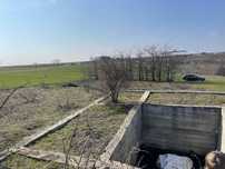 Teren cu fundație 11x13 mp., într o zona foarte frumoasa!