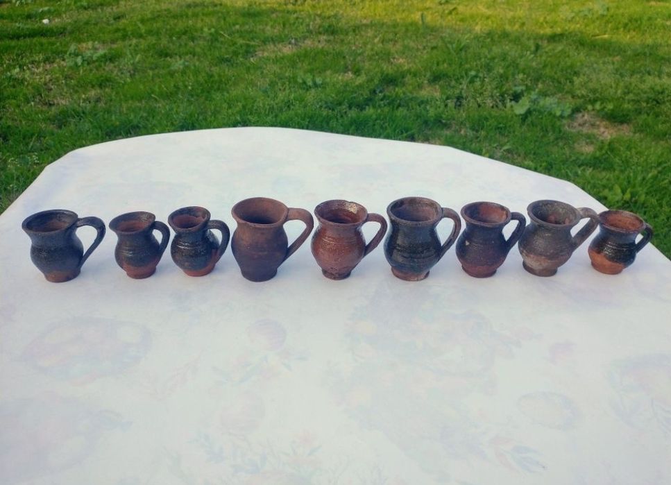 Set 9 cești din ceramică