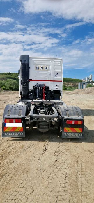 Cap tractor VOLVO FH500