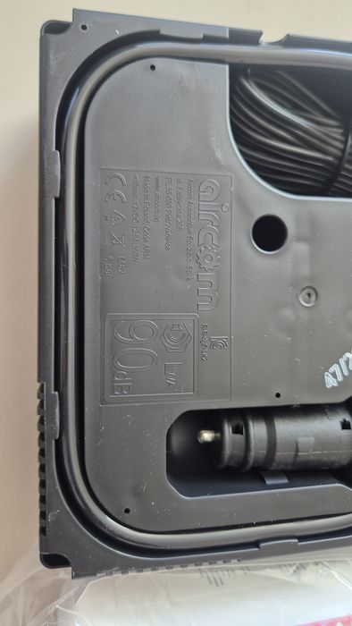 Оригинален компресор за гуми Фолксваген комплект с лепило и чанта VW