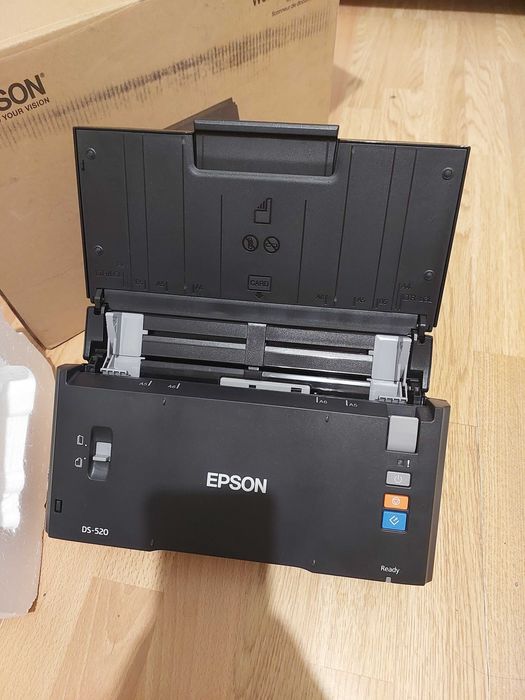 Сканер Epson WorkForce DS-520