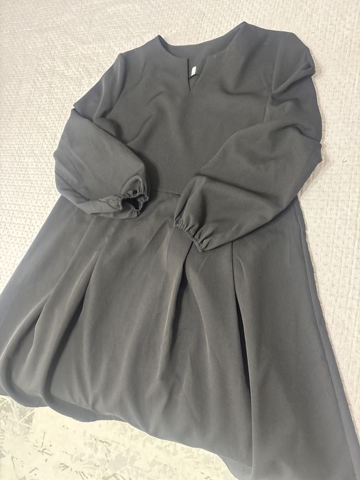 Платье подходит под форму 50р