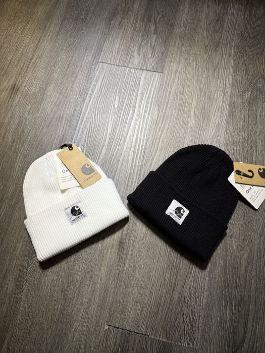 Caciula Fes Carhartt noua/new