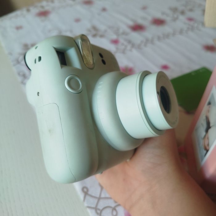 instax mini 12 camera