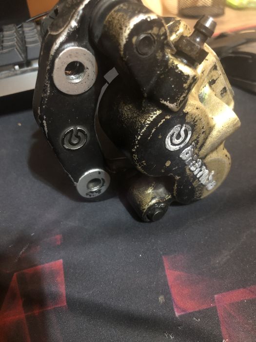 Etrier brembo ( yamaha yzf 125 yamaha wr 125 yamaha mt125 yamaha xt12