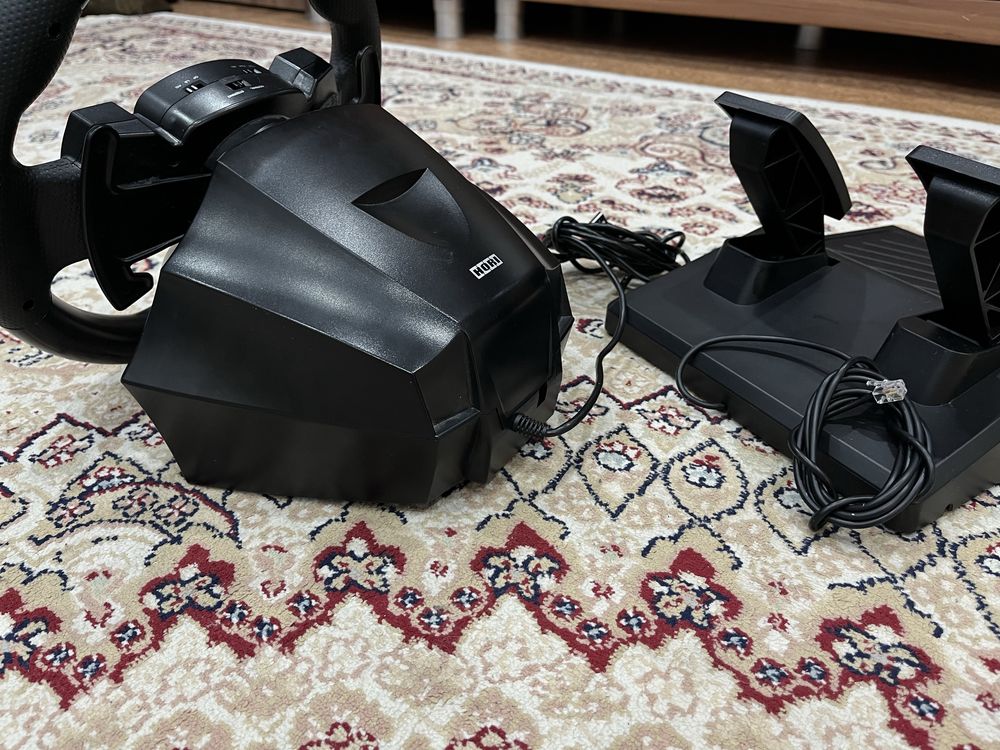 Игровой руль Hori Racing Wheel APEX